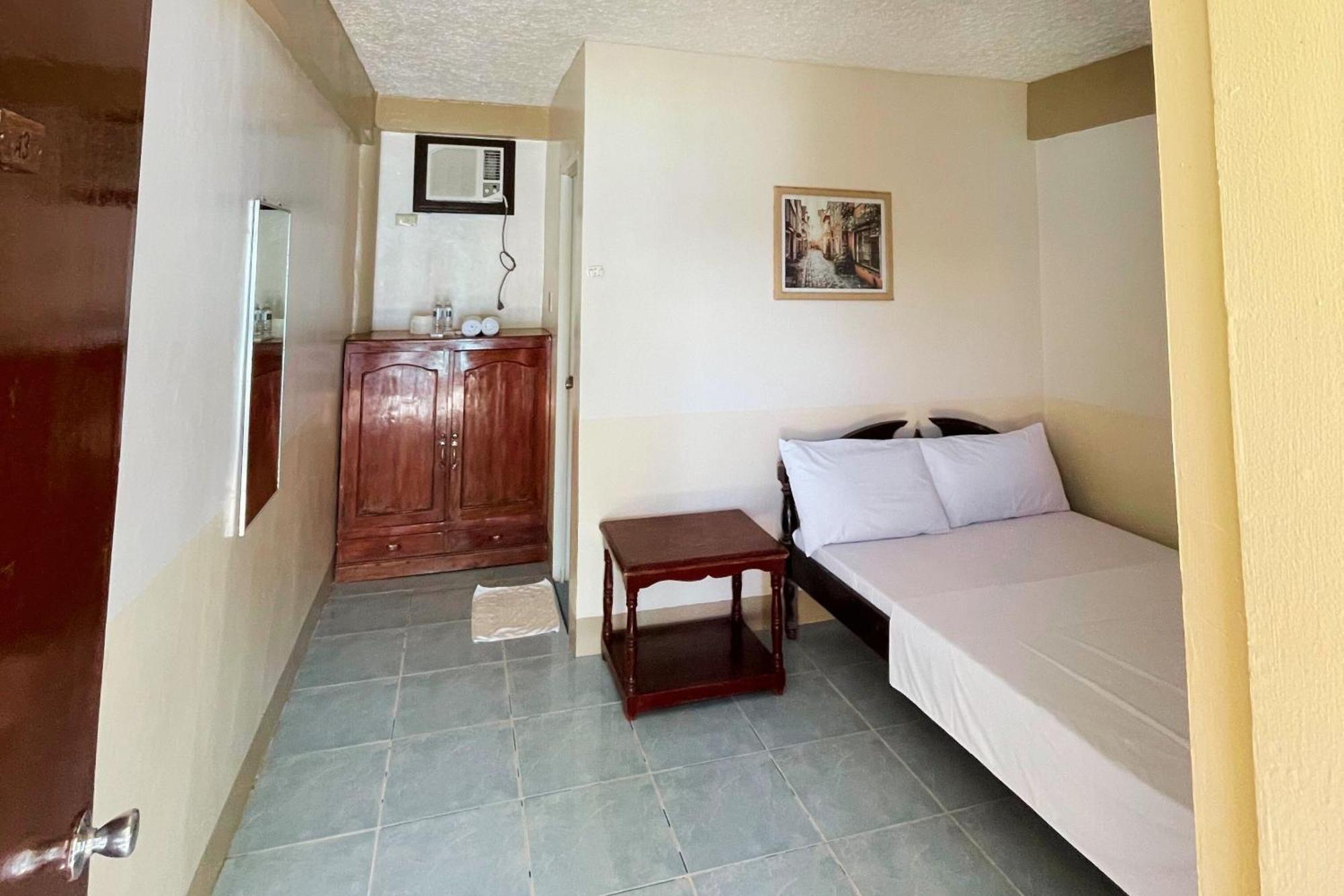 Durhan White Beach Resort Powered By Cocotel Tabuelan Luaran gambar